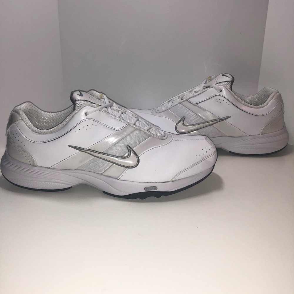 Nike Steady 7